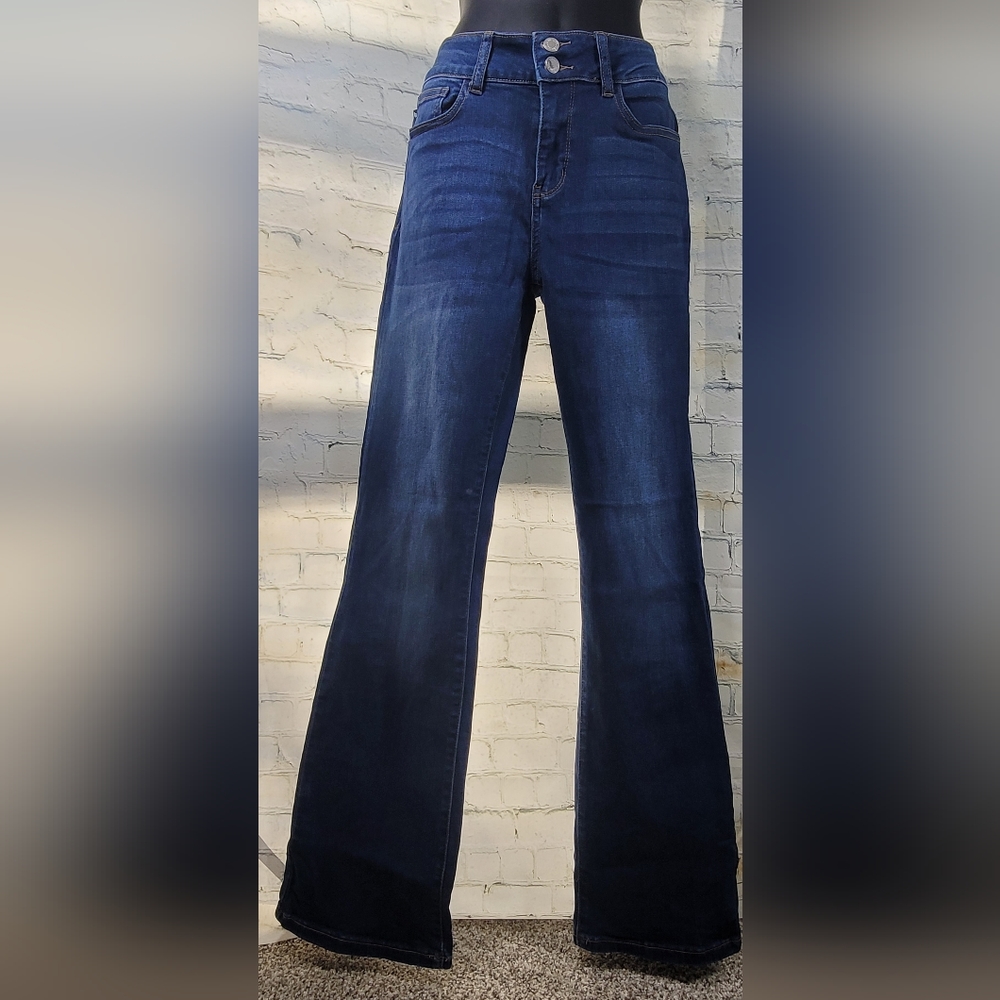 #72 Judy Blue flare leg jeans size 9/29